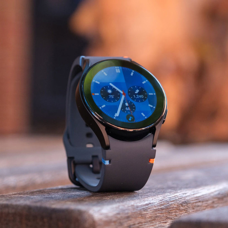 ساعت هوشمند 40 میلیمتری سامسونگ مدل Galaxy Watch FE با بند سیلیکونی