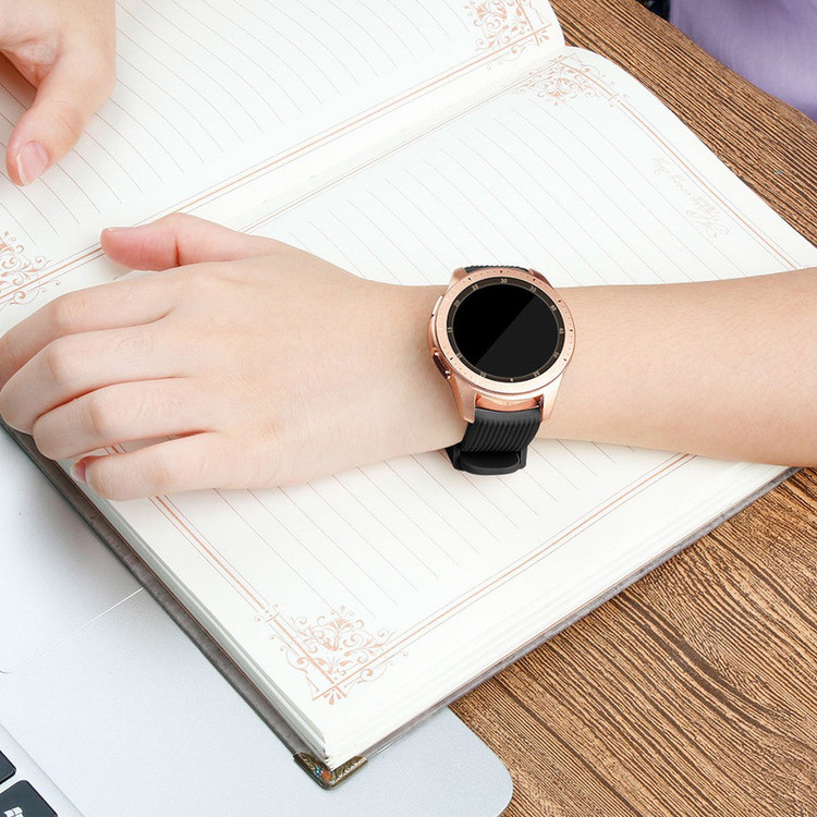 ساعت هوشمند سامسونگ مدل Galaxy Watch SM-R810 بند لاستیکی