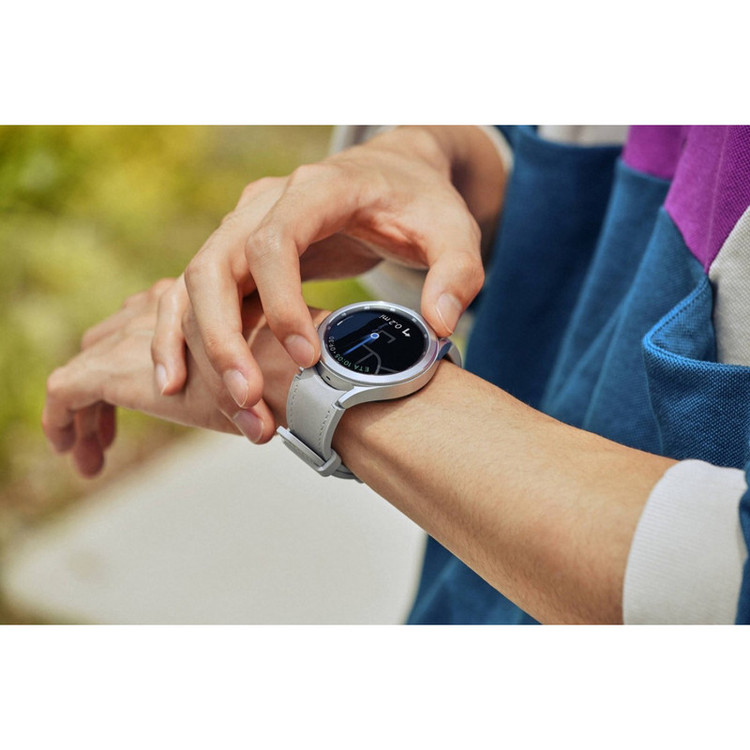 ساعت هوشمند سامسونگ مدل Galaxy Watch4 Classic 42mm بند سیلیکونی