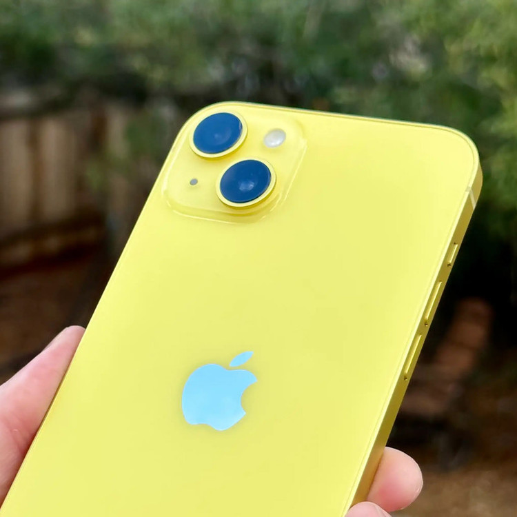 گوشی موبایل اپل مدل iPhone 14 CH دو سیم کارت ظرفیت 128 گیگابایت و رم 6 گیگابایت - به همراه شارژر 20 وات اپل