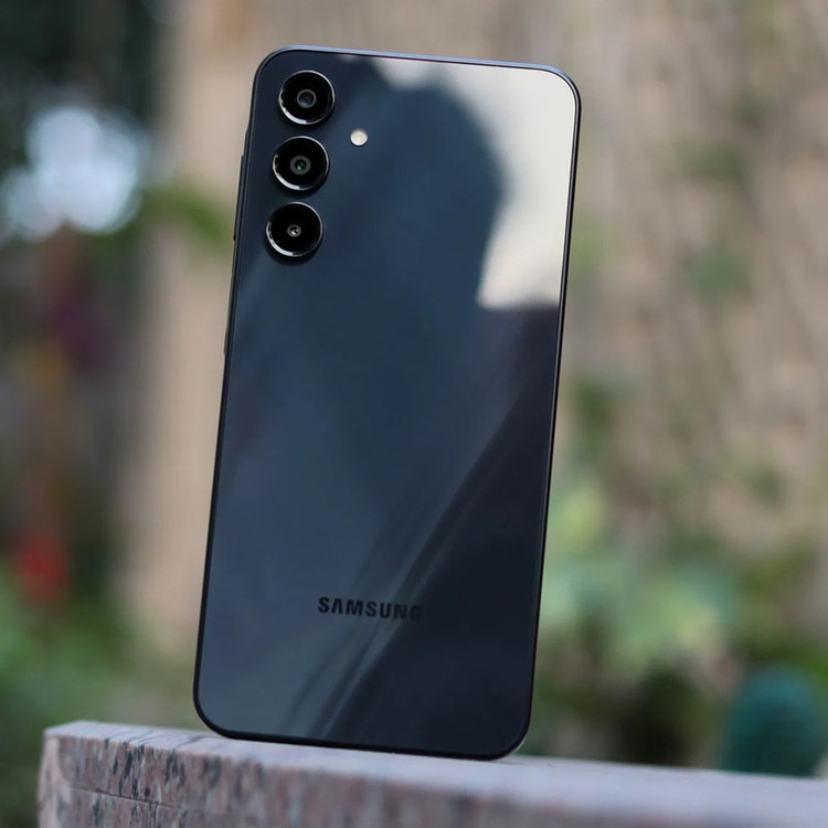 گوشی موبایل سامسونگ مدل Galaxy A16 4G دو سیم کارت ظرفیت 256 گیگابایت و رم 8 گیگابایت - ویتنام