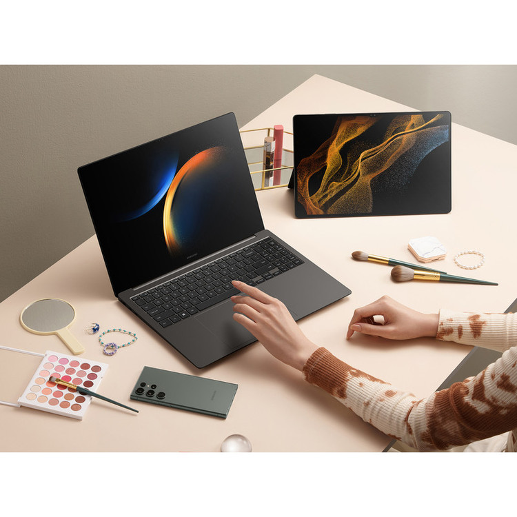 گوشی موبایل سامسونگ مدل Galaxy S23 Ultra دو سیم کارت ظرفیت 256 گیگابایت و رم 12 گیگابایت - ویتنام - به همراه شارژر 45 وات سامسونگ