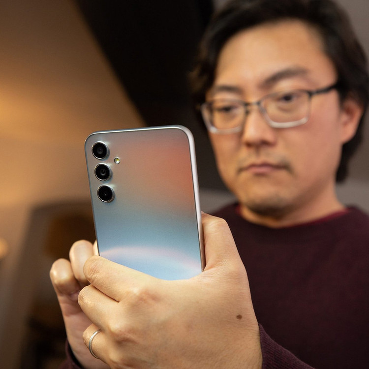 گوشی موبایل سامسونگ مدل Galaxy A05s دو سیم کارت ظرفیت 128 گیگابایت و رم 6 گیگابایت به همراه شارژر 25وات سامسونگ